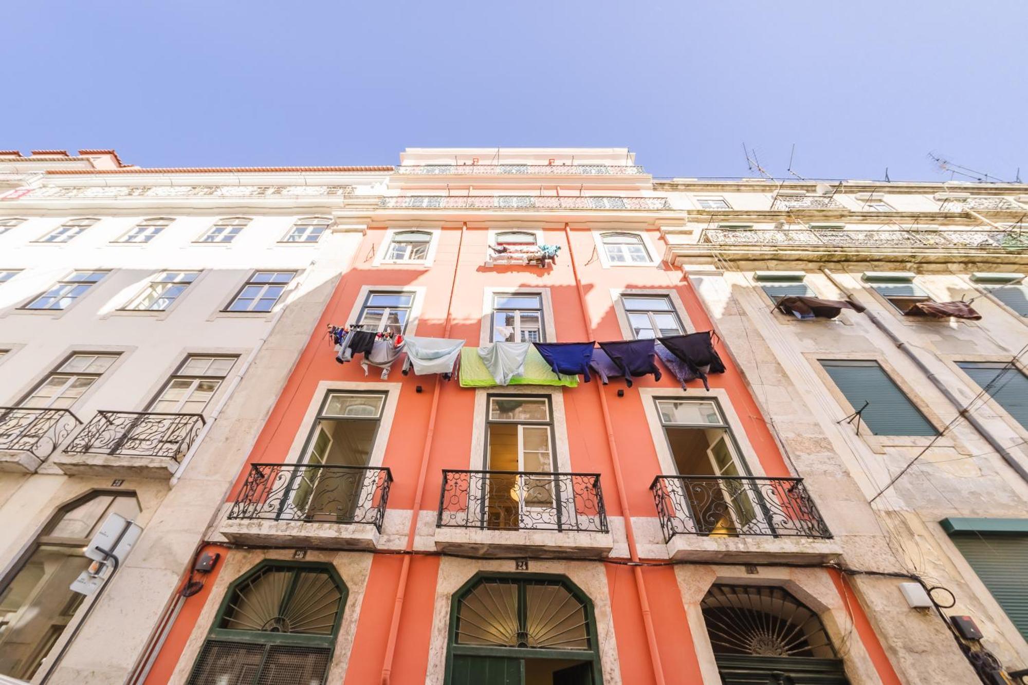 Luxury 4br Steps From Praa Do Comrcio Lejlighed Lisboa